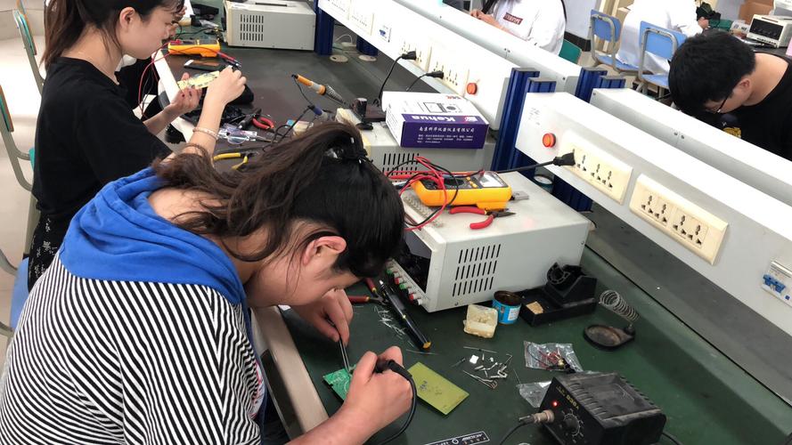 2017至2018学年 电子产品制作校内技能大赛